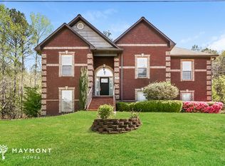 1055 Moonlite Dr, Odenville, AL 35120