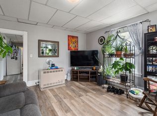 34 Esther St #2, Worcester, MA 01607