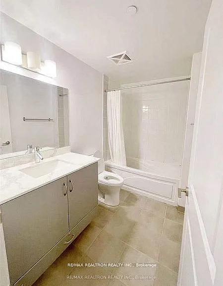 5168 Yonge St #302 — Photo 7
