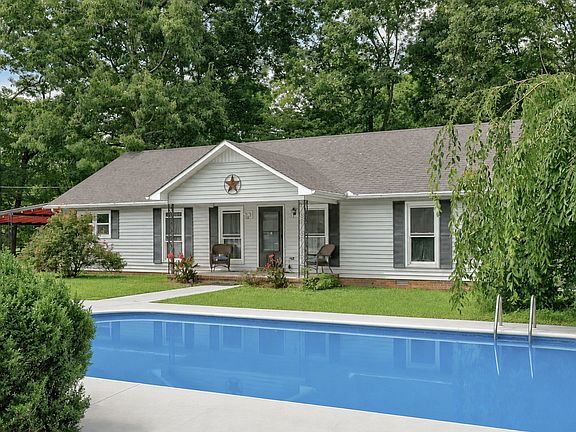 2nd image of 144 Shady Grove Rd