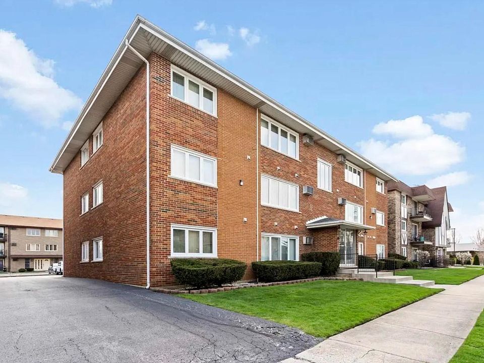 1st image of 11025 S Keating Ave APT 303