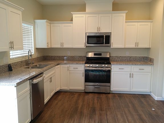 4th image of 13747 Julian Dr