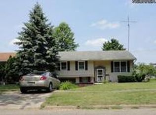 2852 Clearwater St NW, Warren, OH