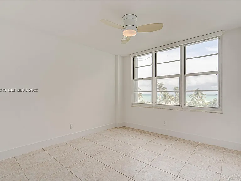 5161 Collins Ave #516 — Photo 26