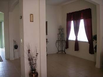 4th image of 1341 SE 16th Ave