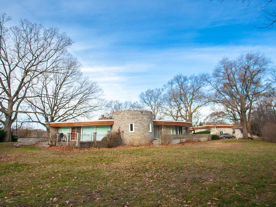 1st image of 391 Donann Dr