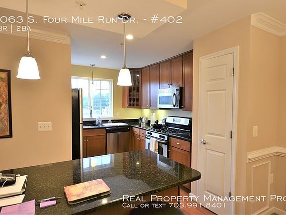 4th image of 4063 S 4 Mile Run Dr Unit 402