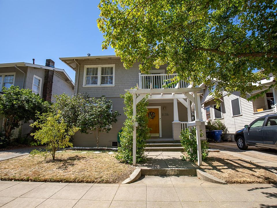 1st image of 3120 Serra Way