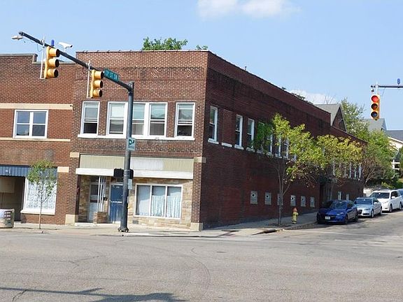 3rd image of 937 Kenmore Blvd