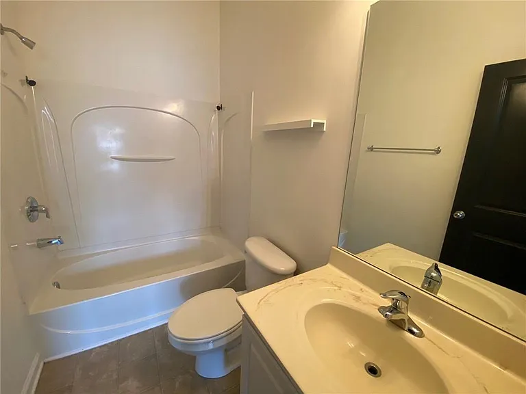3231 Greenwood Oak Dr — Photo 35