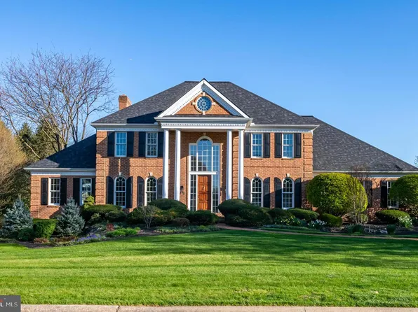 835 Bent Creek Dr, Lititz, PA 17543