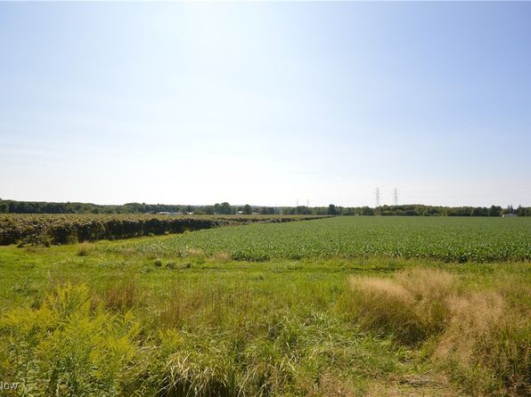 Atkins Rd, Geneva, OH 44041