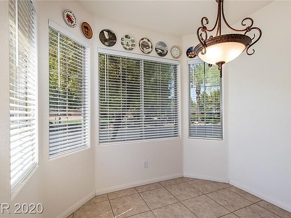 5th image of 3729 Citrus Heights Ave