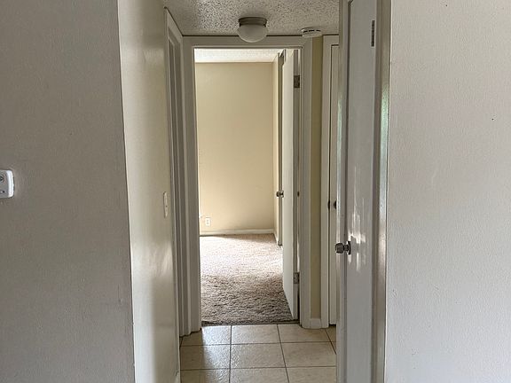 4th image of 708 Dondee Dr APT 10