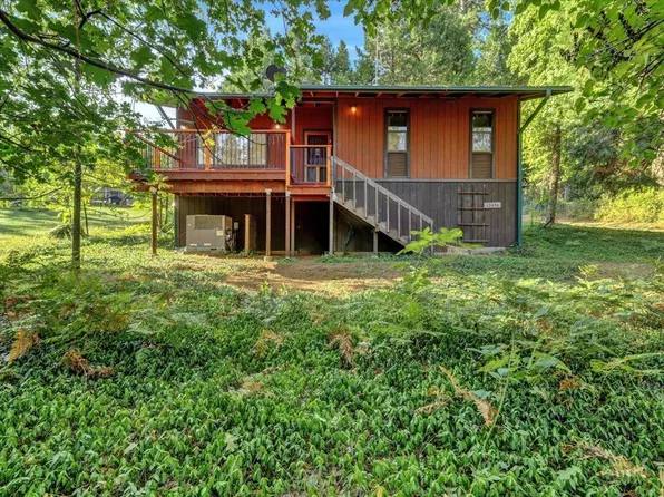 13451 Peardale Rd, Grass Valley, CA 95945