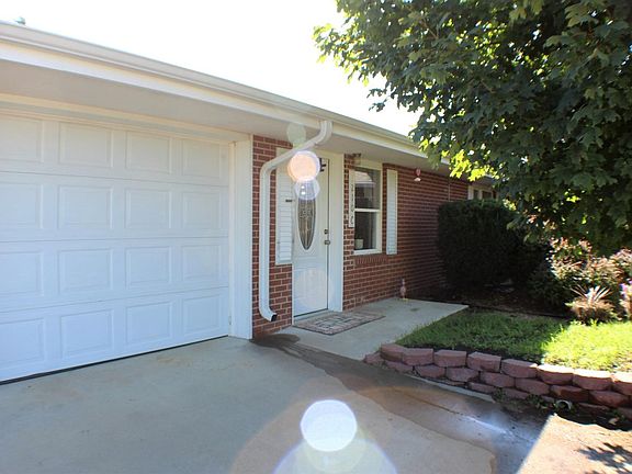 2nd image of 1210 Bluestem Dr APT C
