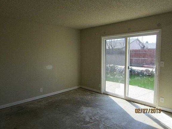 5th image of 7647 Saybrook Dr