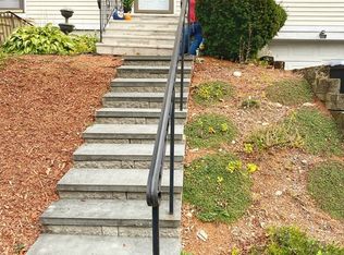 17 Clarence St, Worcester, MA 01605