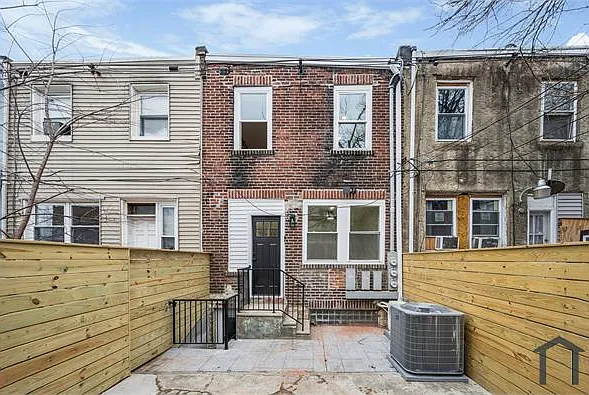 2553 S Dewey St #1 — Photo 18