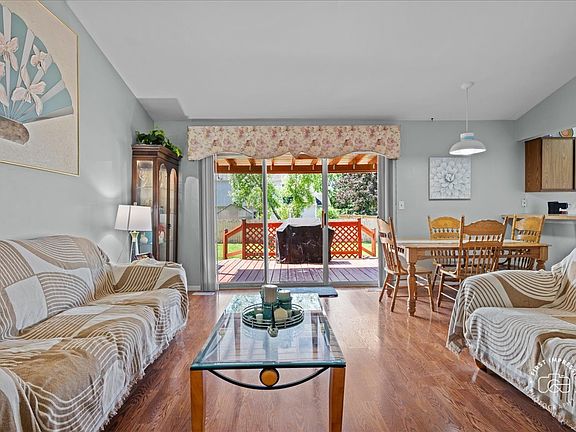 5th image of 2225 Highfield Ln