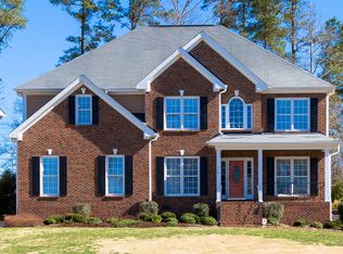 712 Rushing Falls Place, Fuquay Varina, NC 27526
