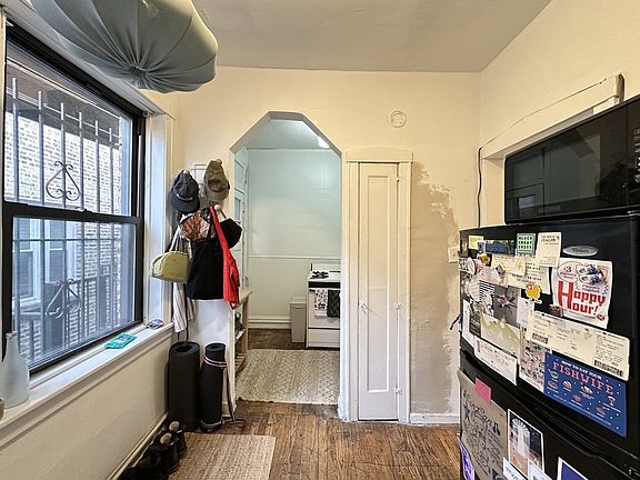 3rd image of 2929 W McLean Ave #4