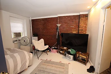 Rented by Bien Realty Ltd