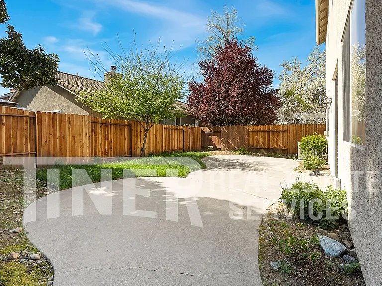 11501 Pyrites Way — Photo 26