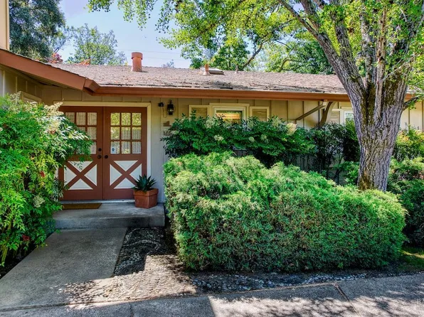 1454 Escalero Road, Santa Rosa, CA 95409