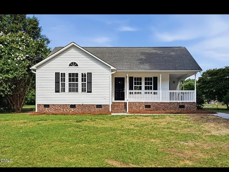114 Serenity Dr — Photo 7