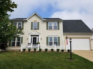 524 Rockglen Dr, Wadsworth, OH 44281