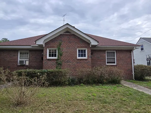 1513 E 49th St, Savannah, GA 31404
