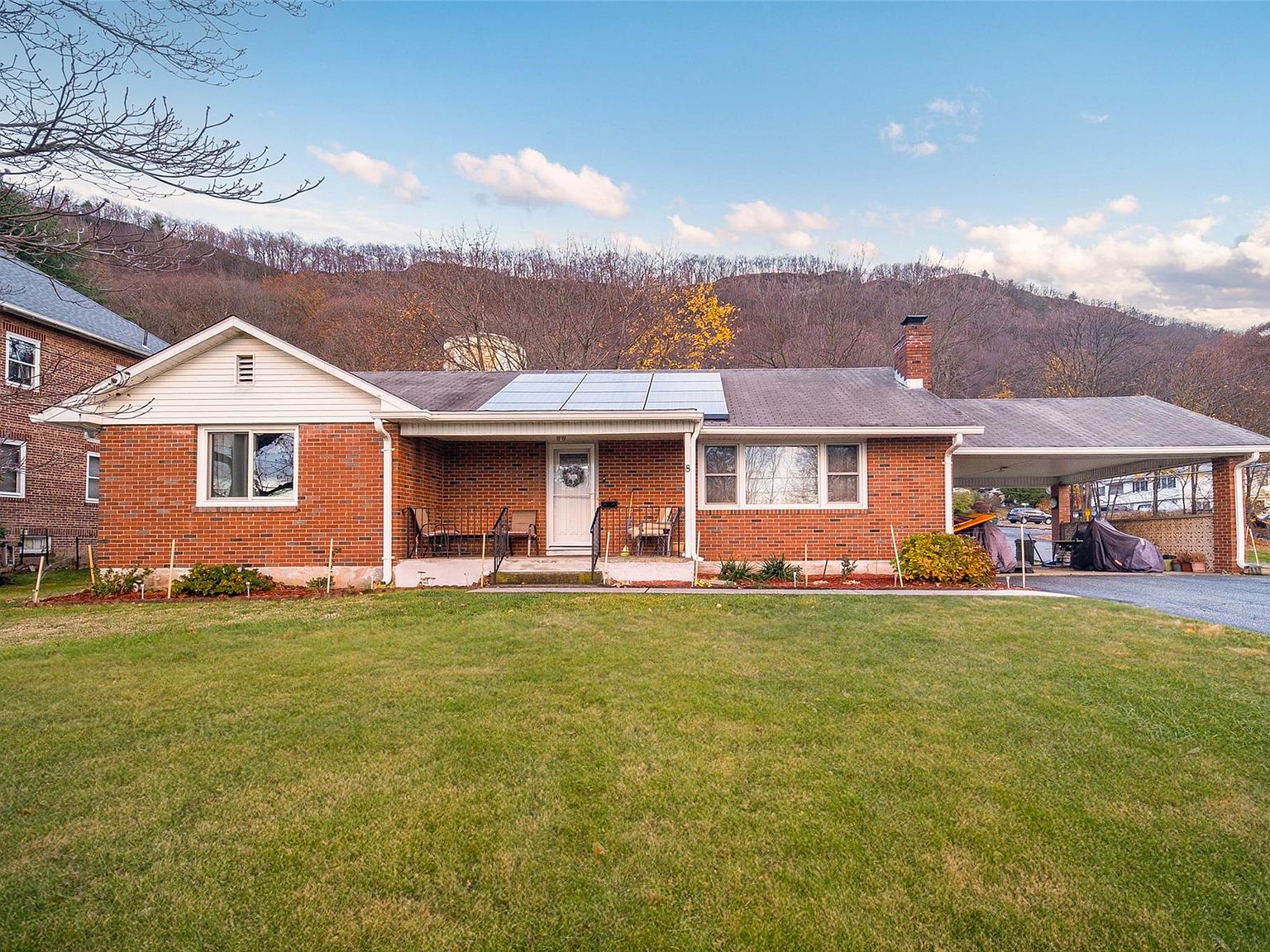 8 Hillside Ave, Haverstraw, NY 10927 | Zillow
