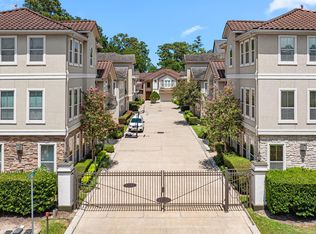 5 Schwab Ln, Houston, TX 77055