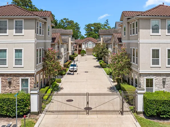 5 Schwab Ln, Houston, TX 77055