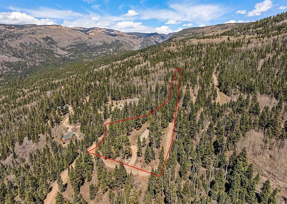 1st image of 210 Grizzly Lane