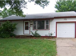 1233 Golf St, Augusta, KS 67010