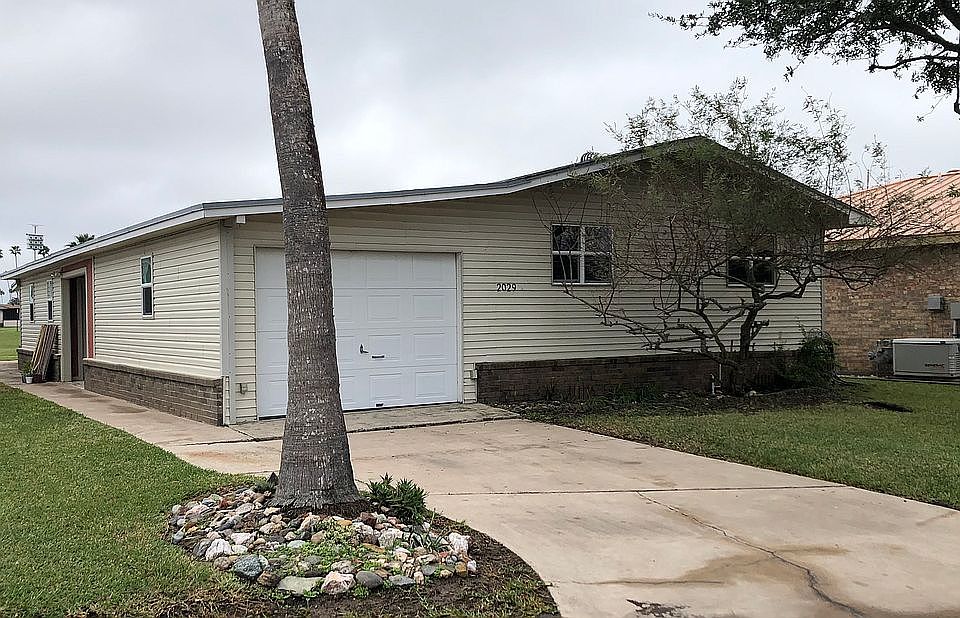 1st image of 2029 Michigan Dr