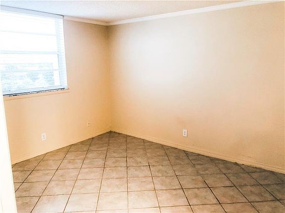 5th image of 101 SE 3rd Ave #1-608-1