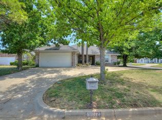 9012 Wingspread Dr, Oklahoma City, OK 73159