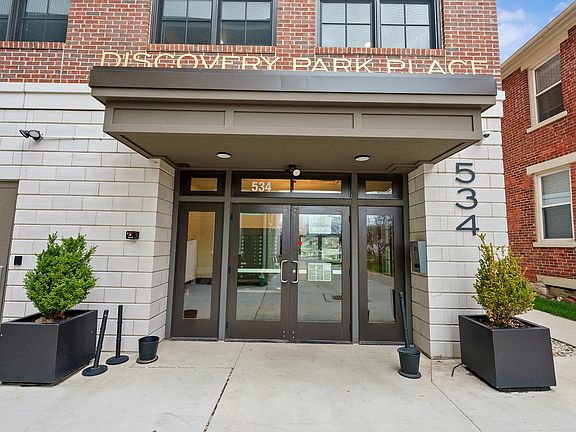 3rd image of 530 E Rich St #1B-1Ba-828Sqft