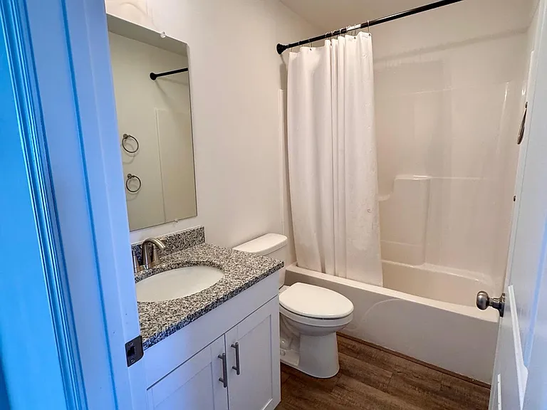 331 Avon Dr — Photo 6