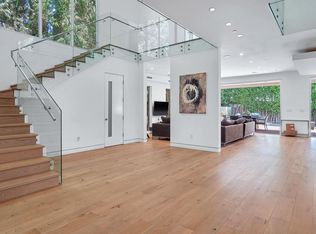 14818 Huston St, Sherman Oaks, CA 91403