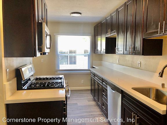 3rd image of 1724 H St #8