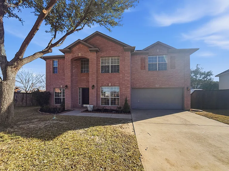 5568 Murton Pl — Photo 1
