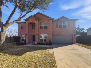 5568 Murton Pl, Fort Worth, TX 76137
