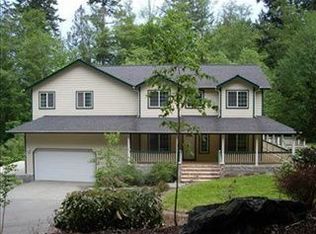 7076 NE Bay Hill Rd, Bainbridge Island, WA 98110