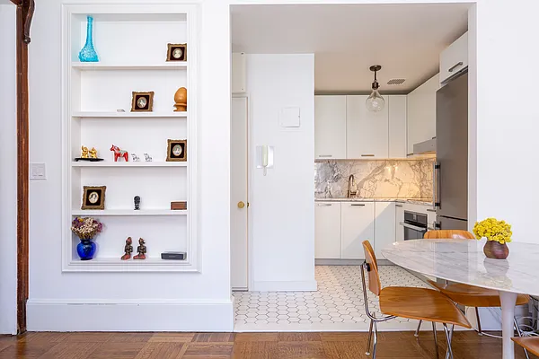 Rented by Keller Williams NYC | media 10