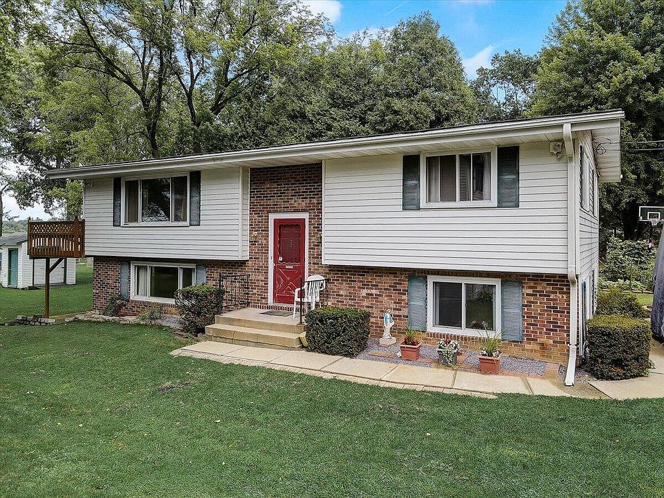 29310 Forest Isle Ln, Waterford, WI 53185 Zillow