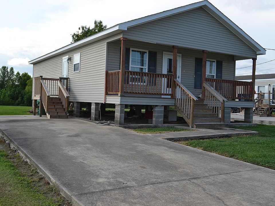 1st image of 207 Joan Ann Dr
